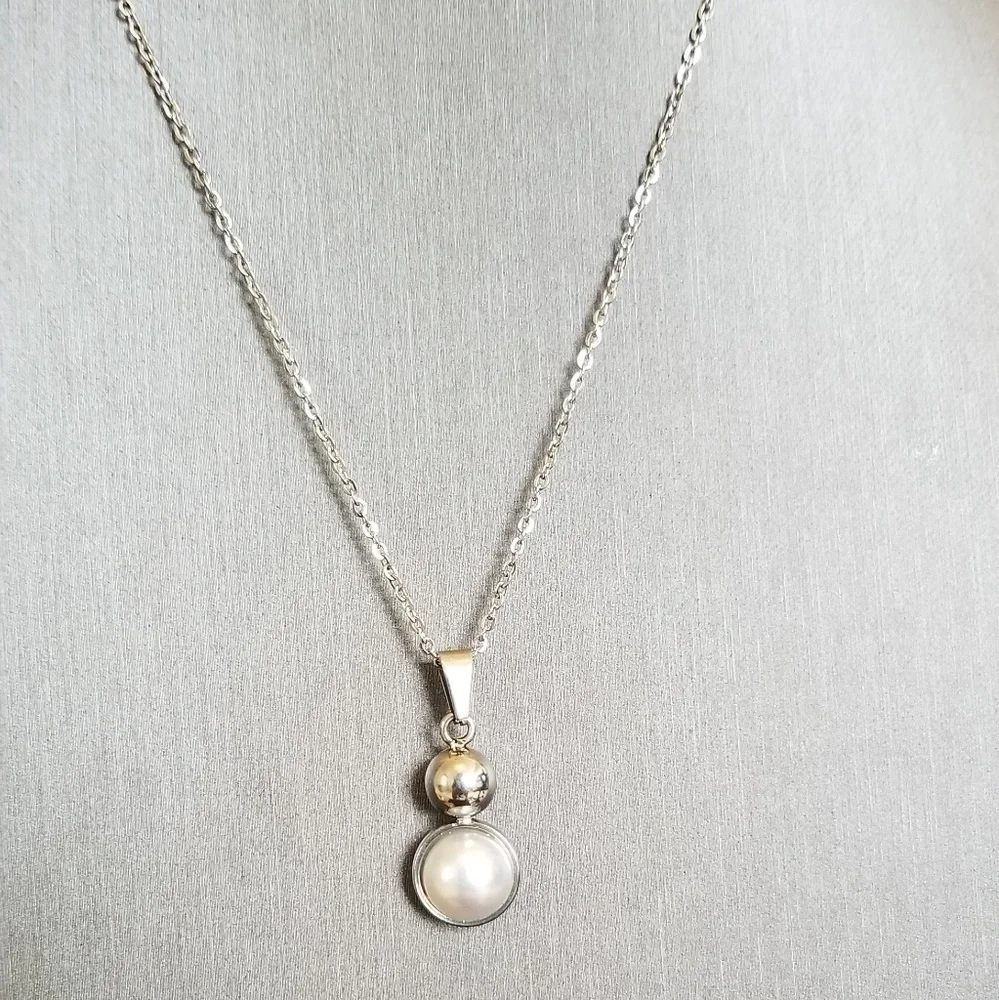 NECKLACE - Picture 4 of 4